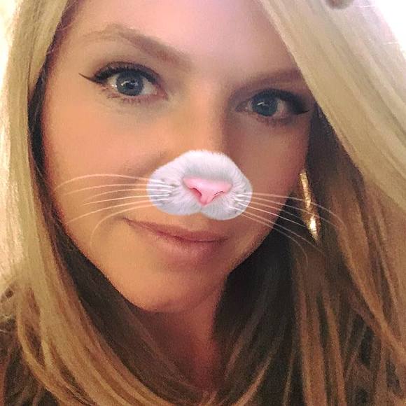 Meet your Posher, Angela - Picture 1 of 1